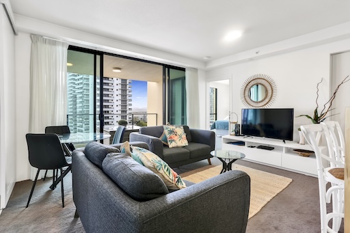 Glam & Stylish Broadbeach 2BR Apartment 2